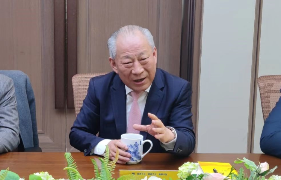 1677227871324024761.png 院長會談2.png